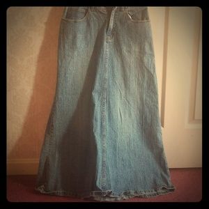 Chadwicks long jean skirt, size 2P
